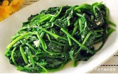偷偷告诉你炒青菜的“小妙招”,炒完后颜色翠绿!客人看了流口水-第3张图片-农百科 偷偷告诉你炒青菜的“小妙招”,炒完后颜色翠绿!客人看了流口水-第3张图片-农百科